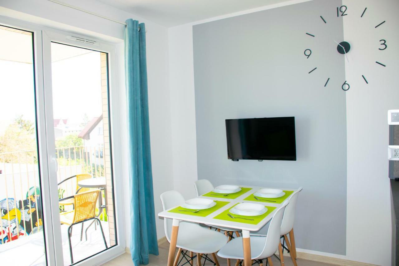 Grey & White Pogodne Apartment *